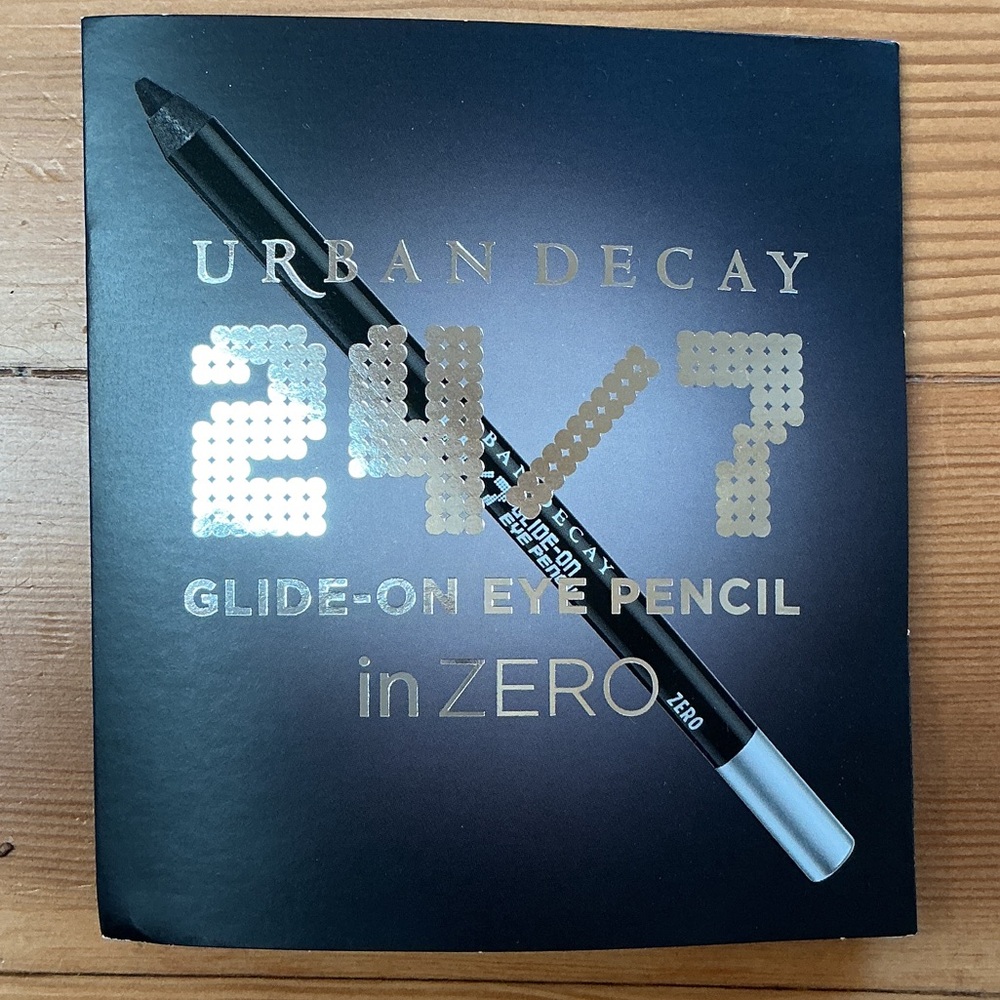 Urban Decay 24/7 Glide-On Eye Pencil in Zero Black